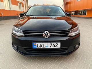 Volkswagen Jetta foto 4