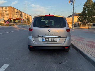 Renault Grand Scenic foto 7