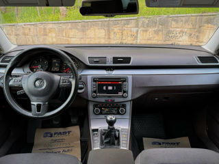 Volkswagen Passat foto 6