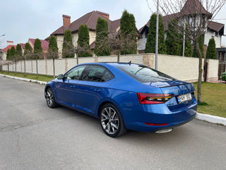 Skoda Superb foto 3