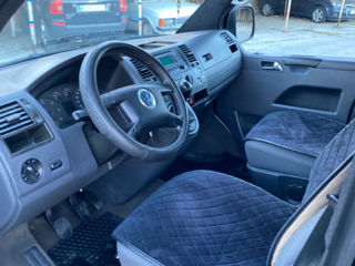 Volkswagen Caravelle foto 6