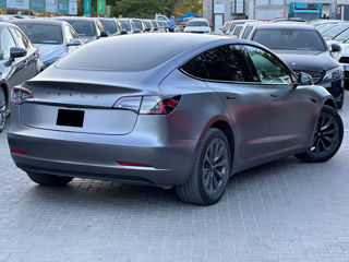 Tesla Model 3 foto 3