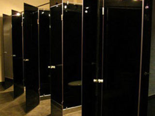 Индивидуальные перегородки для ванной комнаты. Despartitori din sticla pentru baie. foto 9