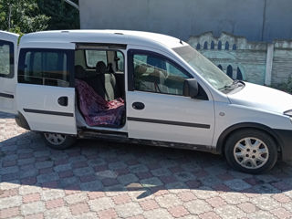 Opel Combo foto 2