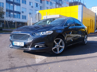 Ford Mondeo foto 2