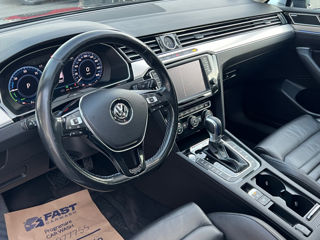 Volkswagen Passat foto 11