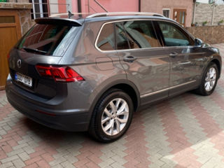 Volkswagen Tiguan foto 2