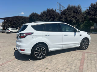 Ford Kuga foto 5