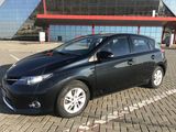 Toyota Auris foto 2