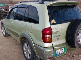 Toyota Rav 4 foto 4