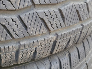 215 65 16C Hankook Winter Icept LV , 2022