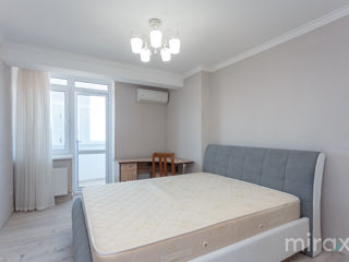 Apartament cu 3 camere, 68 m², Poșta Veche, Chișinău foto 2