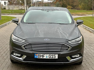 Ford Fusion foto 3