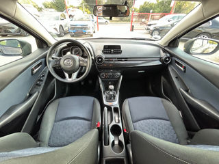 Mazda 2 foto 9