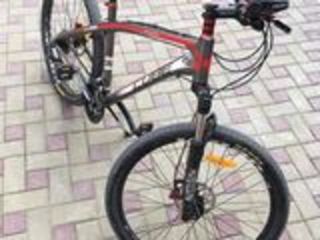 Bicicleta cube urgent! cu garantie folosita numai de 3 ori model 2016 foto 1