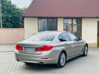 BMW 5 Series foto 4