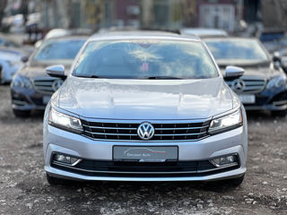 Volkswagen Passat foto 2