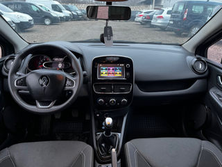 Renault Clio foto 10