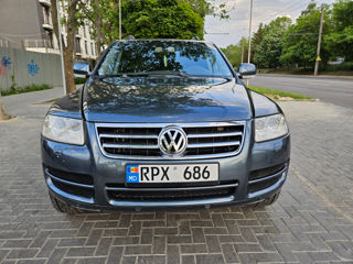 Volkswagen Touareg foto 3