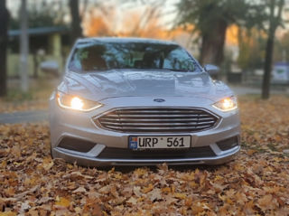 Ford Fusion foto 5