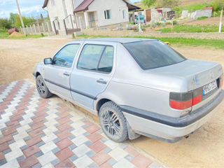 Volkswagen Vento foto 5