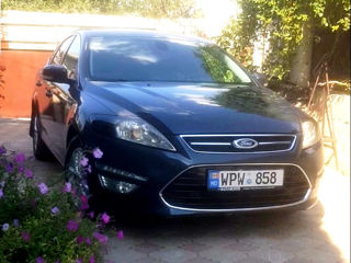 Ford Mondeo foto 1