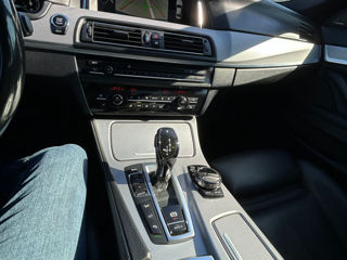 BMW 5 Series foto 5