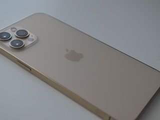 IPhone 12 pro max GOLD