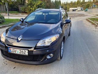 Renault Megane foto 2