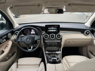 Mercedes GLC foto 10