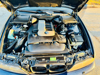 BMW 5 Series foto 10