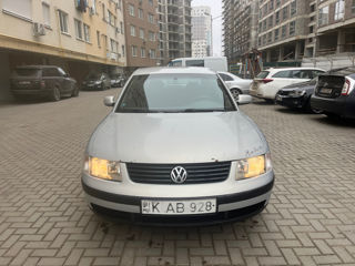 Volkswagen Passat foto 2