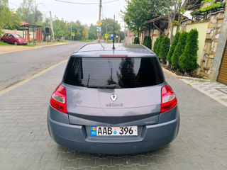 Renault Megane foto 6