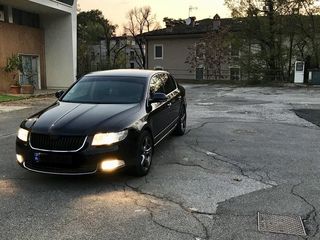 Skoda Superb foto 1