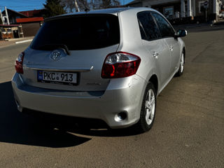 Toyota Auris foto 2