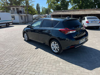 Toyota Auris foto 4