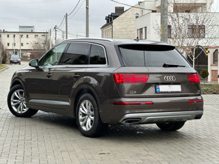 Audi Q7 foto 6