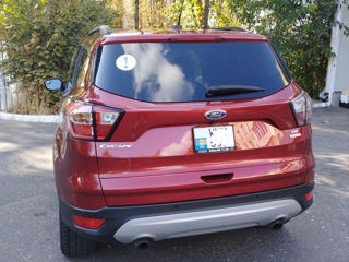 Ford Escape foto 3