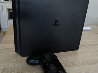 Playstation 4 Slim