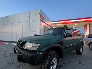 Nissan Patrol foto 6