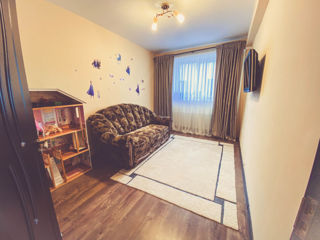 Apartament cu 3 camere, 70 m², Poșta Veche, Chișinău foto 4