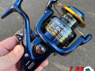 Shimano Thunnus Ci4 SOC8000SW Daiwa Emcast Crosscast foto 3