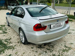 BMW 3 Series foto 3