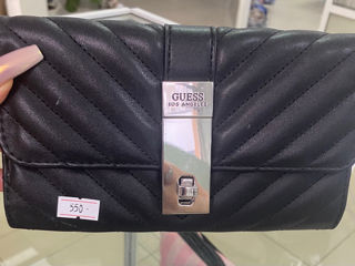 guess foto 1