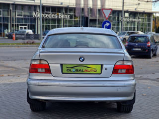 BMW 5 Series foto 5