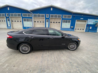 Ford Fusion foto 2