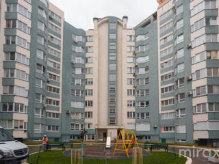 Apartament cu 2 camere, 60 m², Poșta Veche, Chișinău foto 1