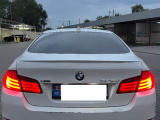 BMW 5 Series foto 5