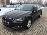 Skoda Superb foto 1