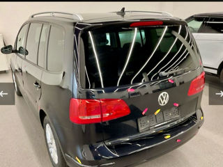 Volkswagen Touran foto 4